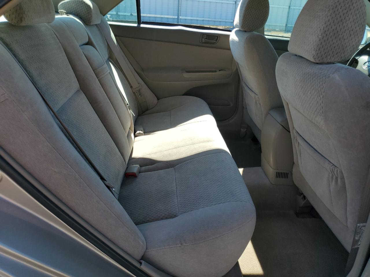 2004 Toyota Camry Le VIN: 4T1BE32K94U278755 Lot: 62576935