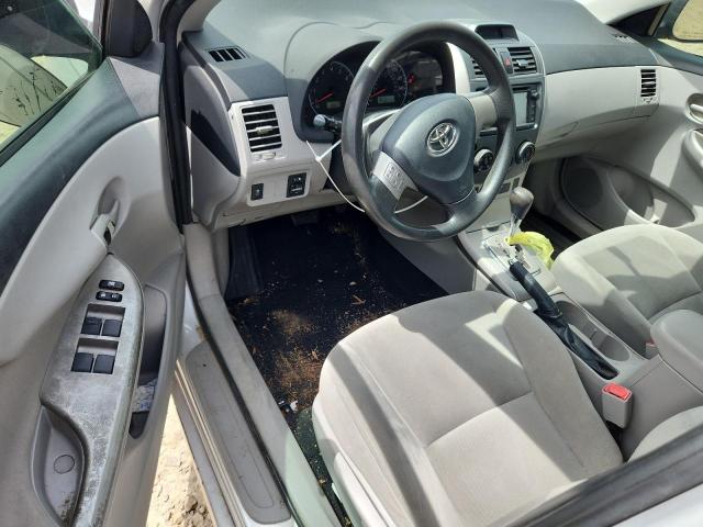  TOYOTA COROLLA 2013 Srebrny