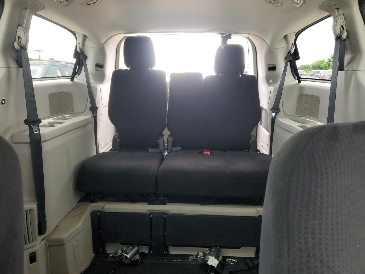 2011 Dodge Grand Caravan Express VIN: 2D4RN4DG3BR772785 Lot: 61638015