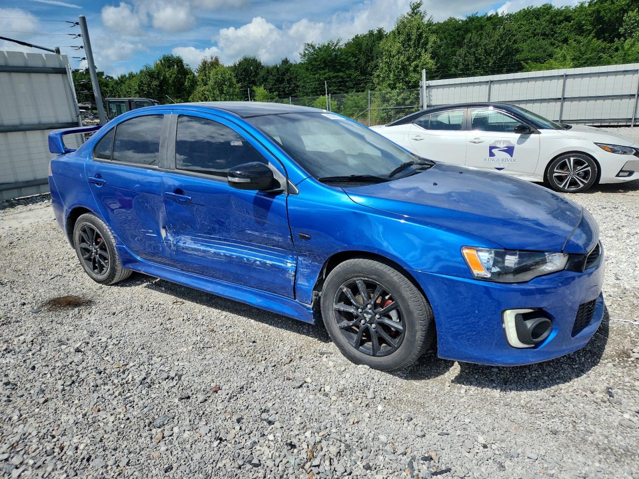 MITSUBISHI LANCER 2017 VIN JA32U2FUXHU011285 фото 4