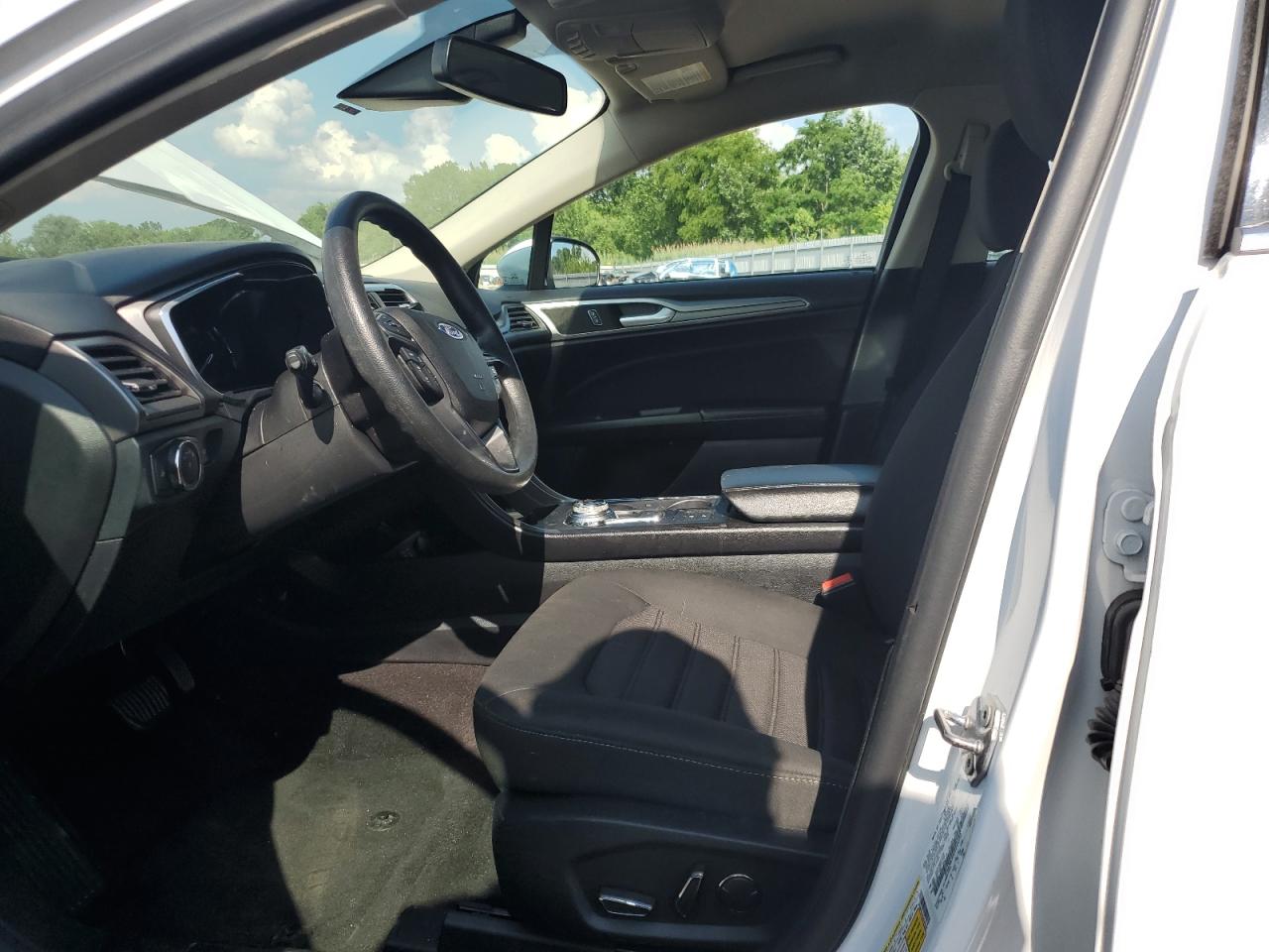 FORD FUSION 2020 VIN 3FA6P0LUXLR244592 zdjęcie 7