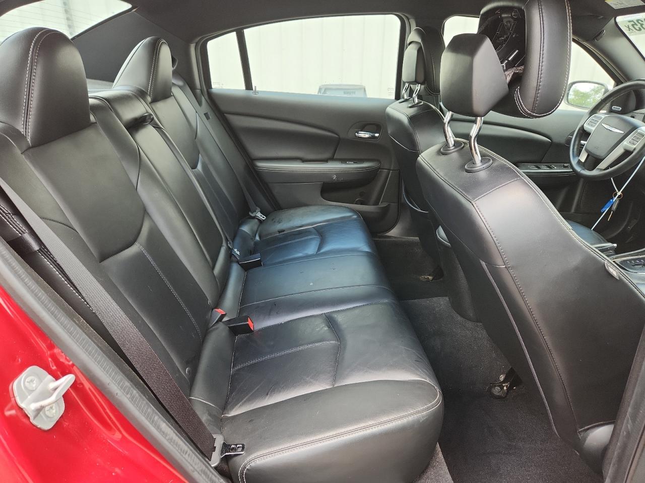 2014 Chrysler 200 Limited VIN: 1C3CCBCG3EN192182 Lot: 62581935