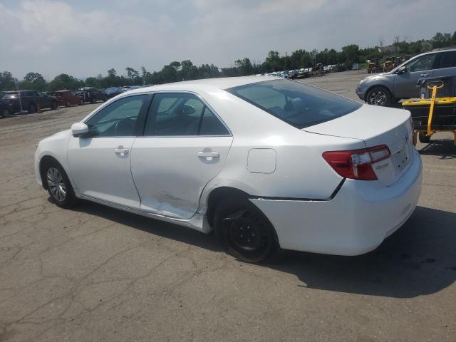 Sedans TOYOTA CAMRY 2014 White