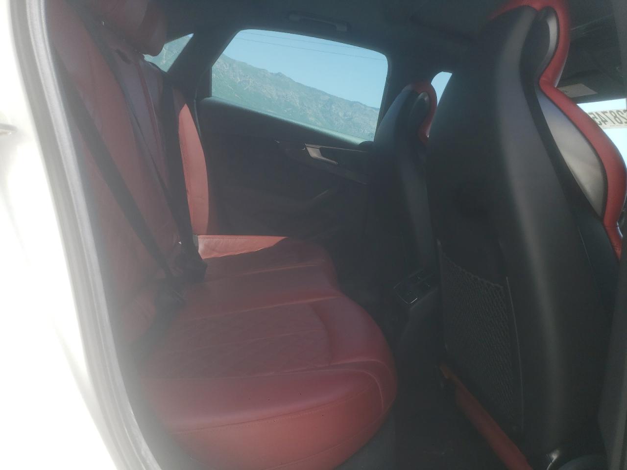 2018 Audi S4 Premium Plus VIN: WAUB4AF4XJA134133 Lot: 60628745