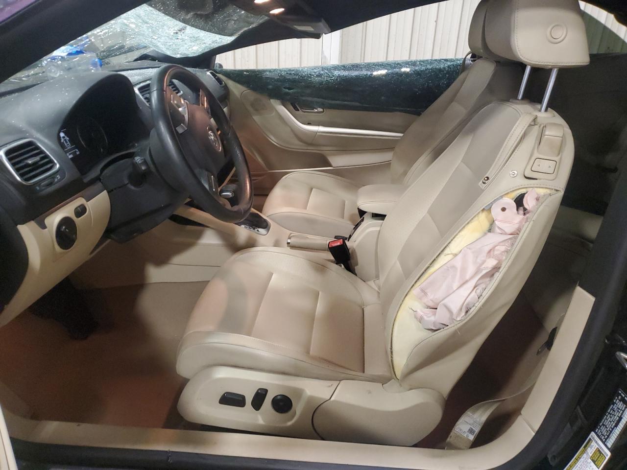 2011 Volkswagen Eos Komfort VIN: WVWBA7AH9BV000376 Lot: 62699415