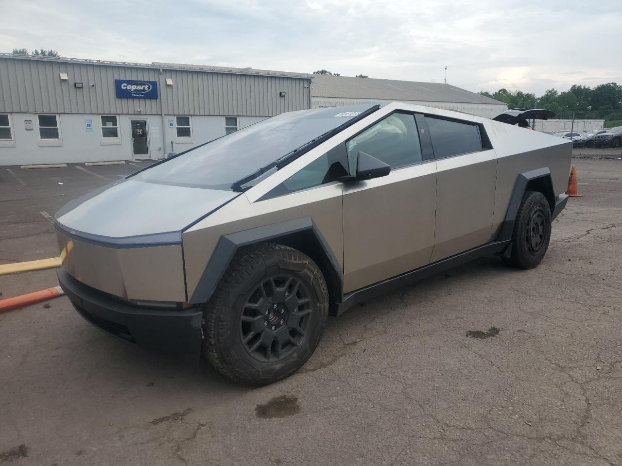 2024 Tesla Cybertruck