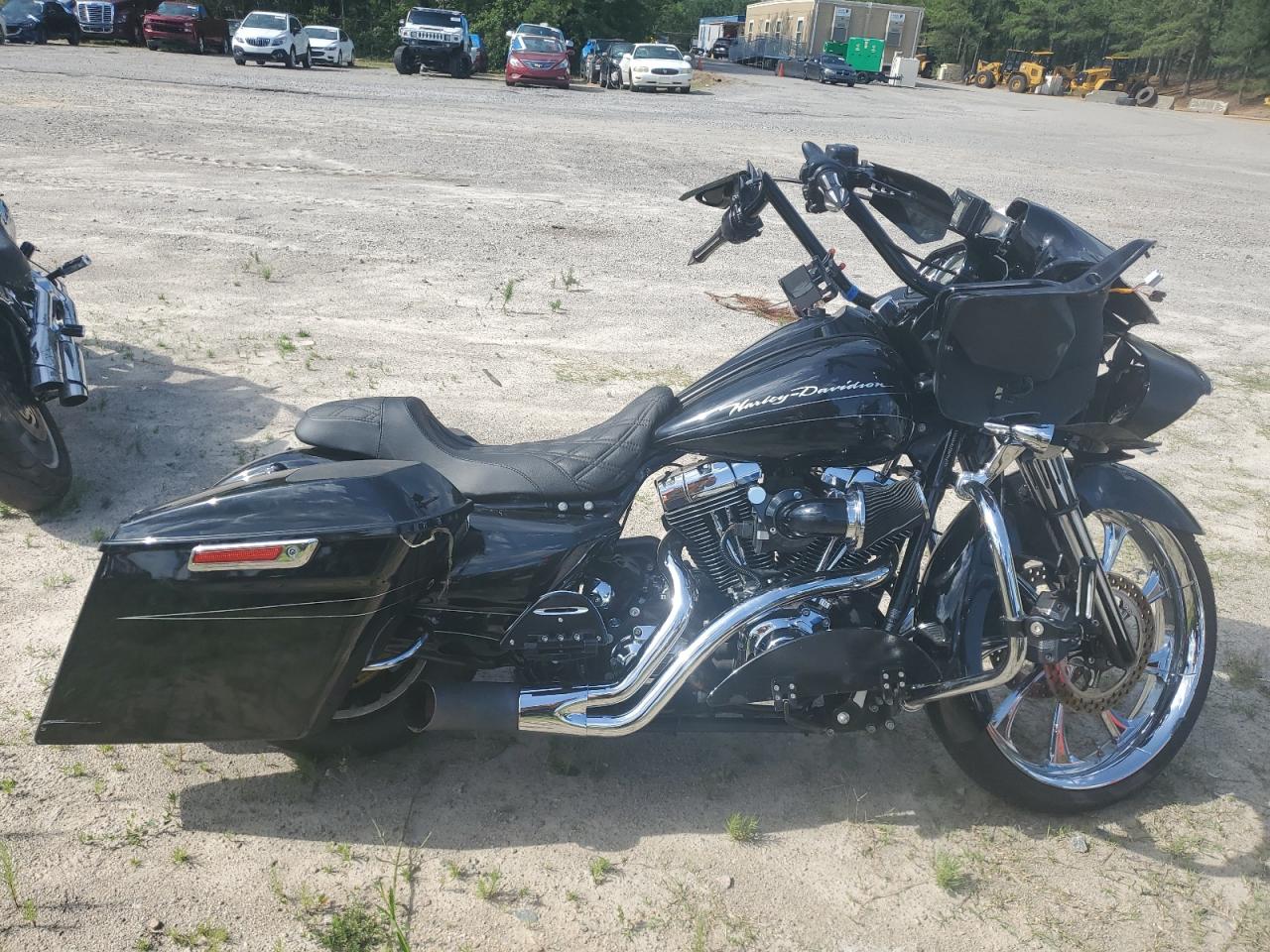 2013 Harley-Davidson Fltrx Road Glide Custom VIN: 1HD1KHM17DB695179 Lot: 60254075