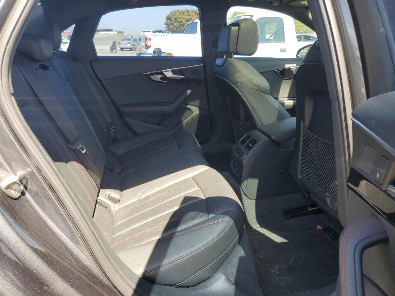 2019 Audi A4 Premium Plus VIN: WAUENAF47KA048158 Lot: 61174795