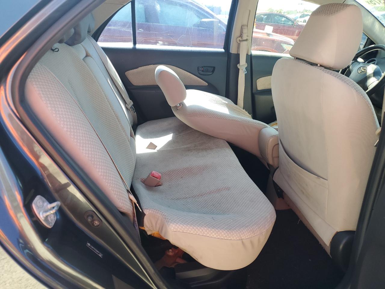 2008 Toyota Yaris VIN: JTDBT923384017522 Lot: 62164375