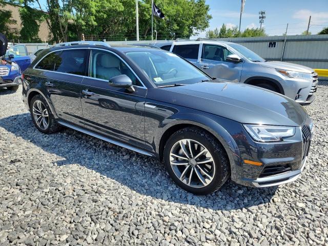  AUDI A4 2017 Серый