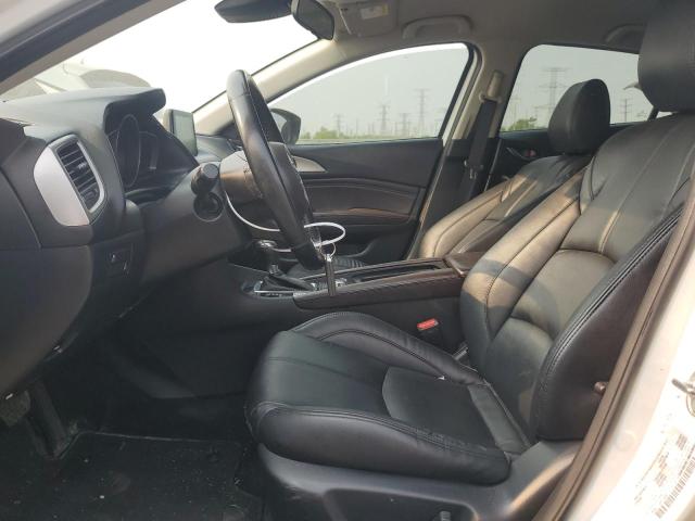  MAZDA 3 2017 White