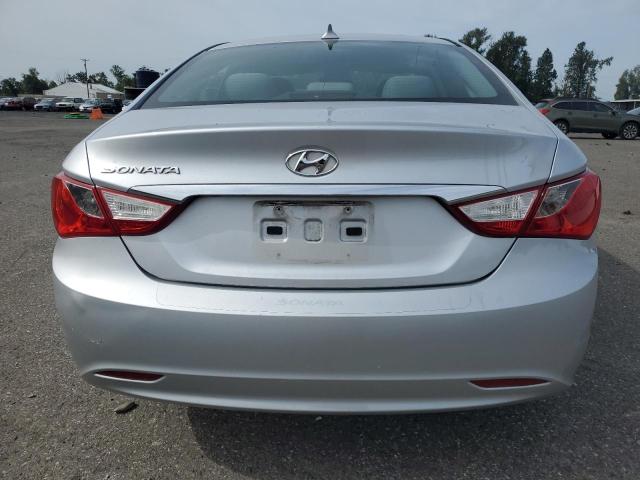  HYUNDAI SONATA 2013 Серебристый