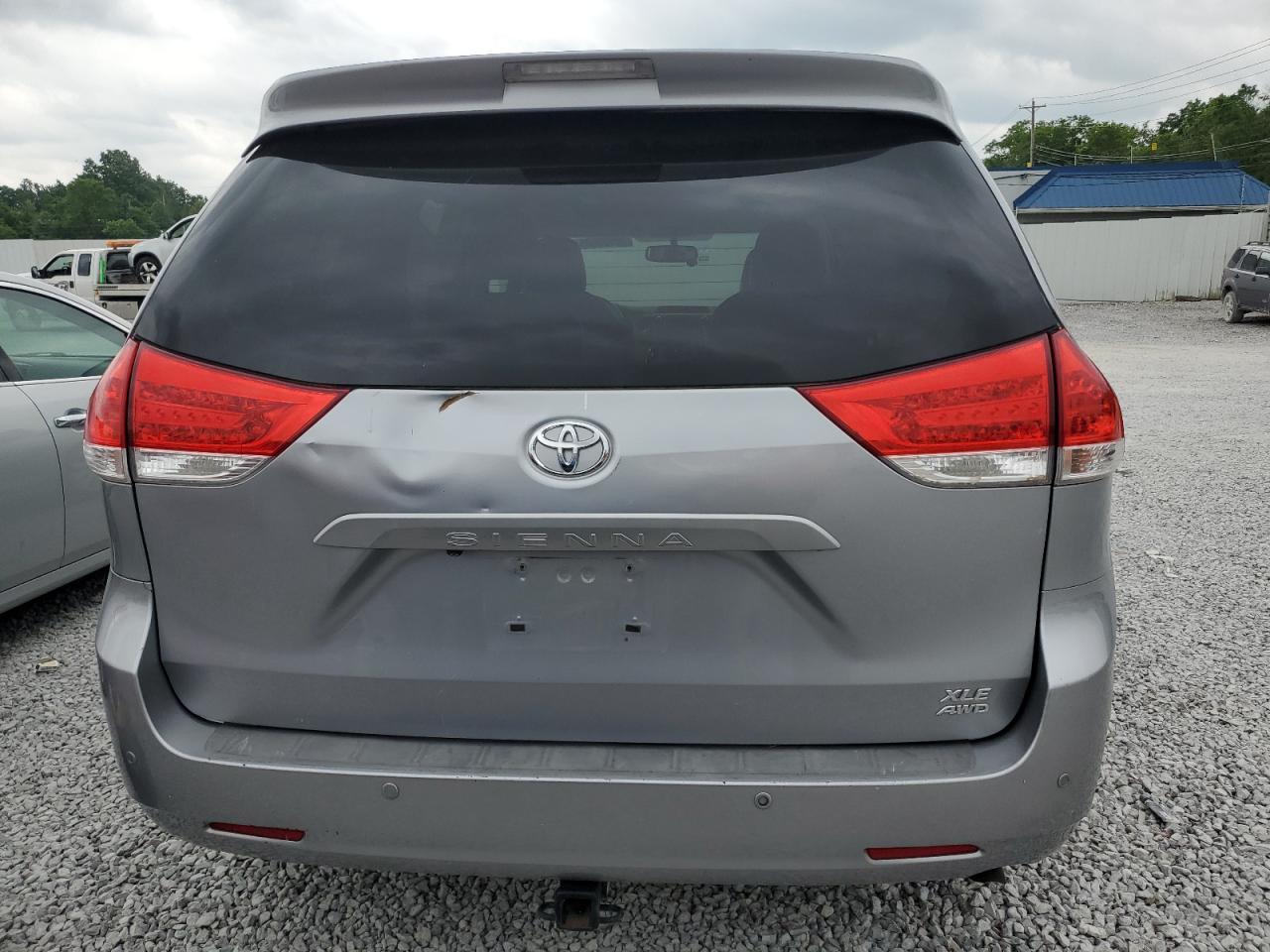 2011 Toyota Sienna Xle VIN: 5TDDK3DC0BS002428 Lot: 58999605
