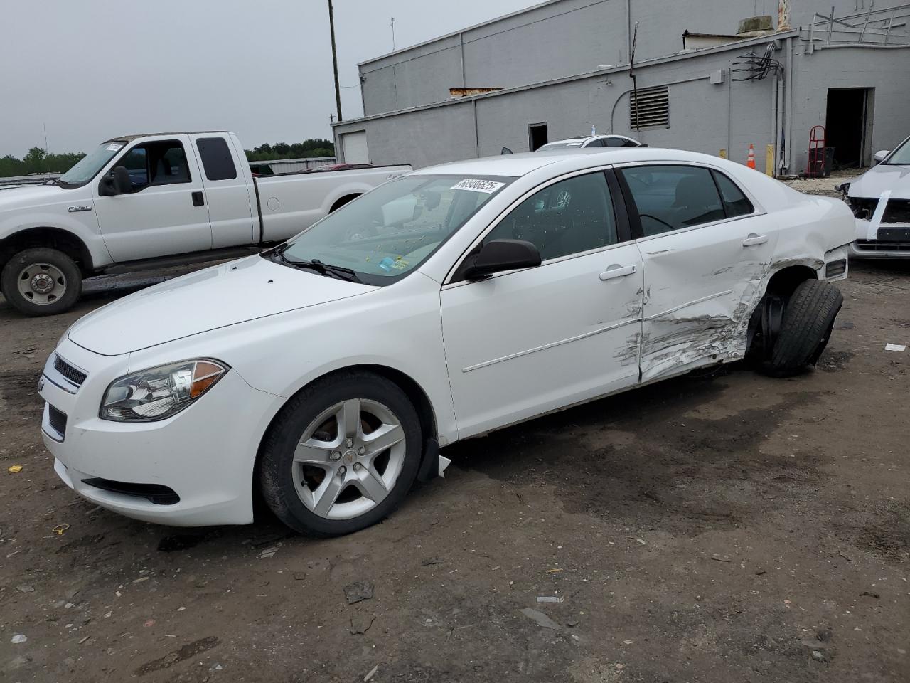2012 Chevrolet Malibu Ls იყიდება Fredericksburg-ში, VA - Rear End