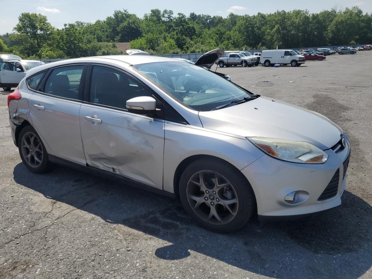 FORD FOCUS 2013 VIN 1FADP3K26DL383398 фото 4