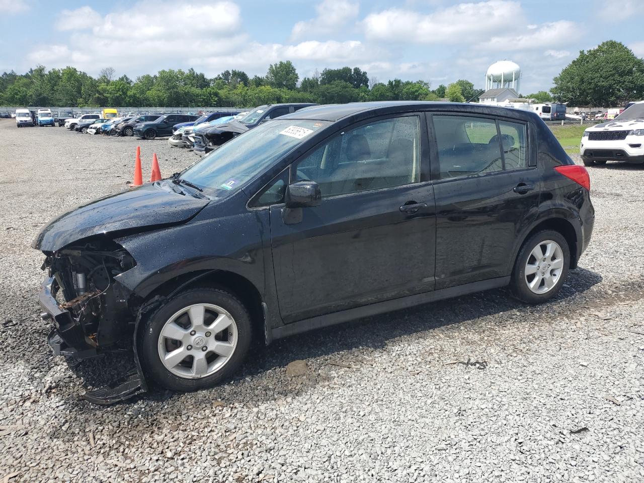 2009 Nissan Versa S იყიდება Hillsborough-ში, NJ - Front End