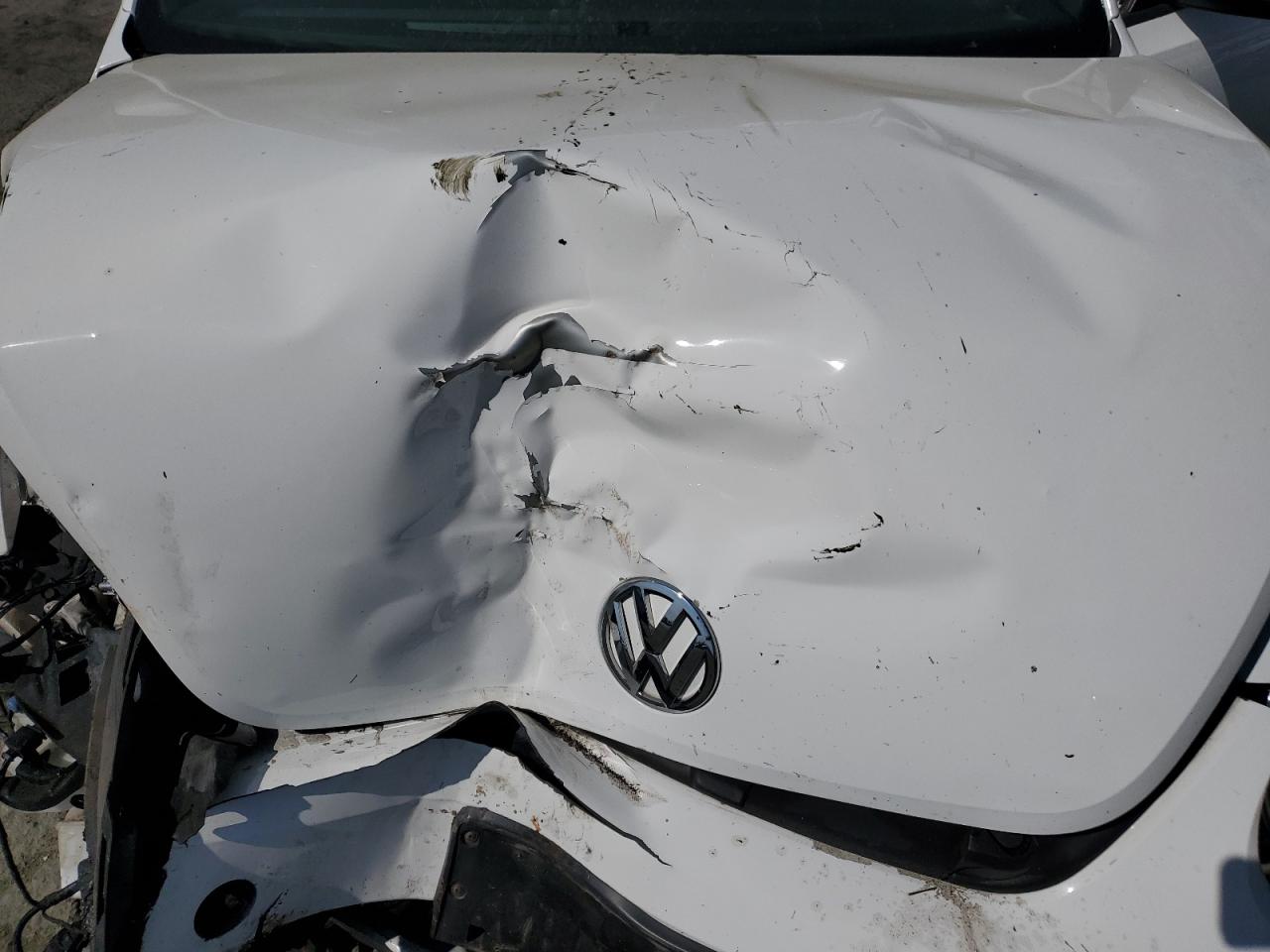2012 Volkswagen Beetle VIN: 3VWJP7AT0CM621951 Lot: 62120705
