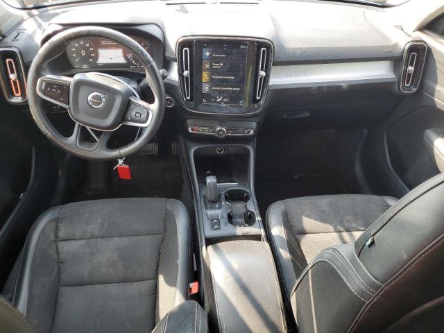  VOLVO XC40 2020 Gray