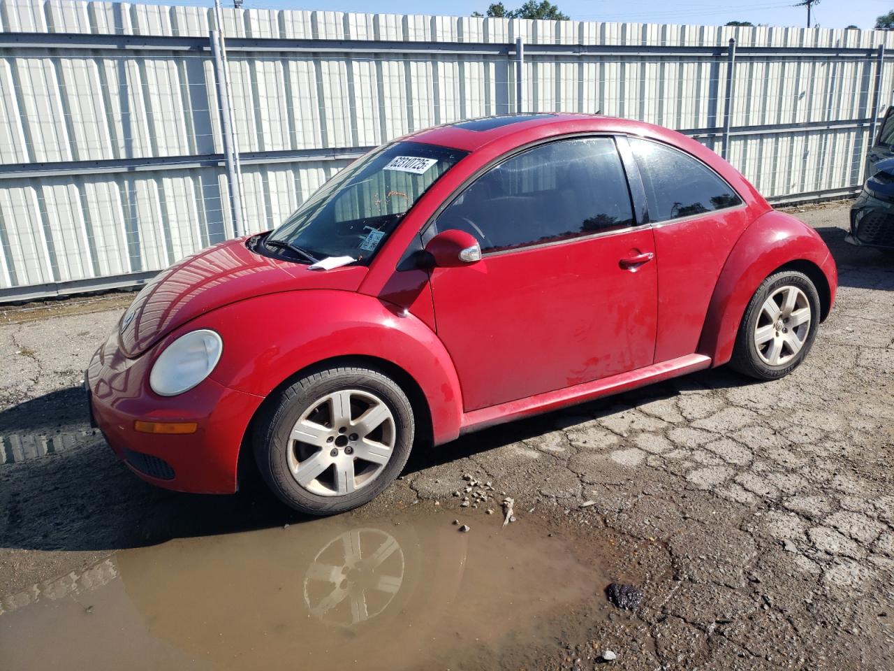 2007 Volkswagen New Beetle 2.5L Option Package 1