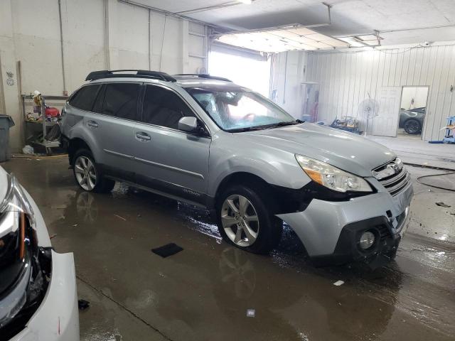  SUBARU OUTBACK 2014 Srebrny