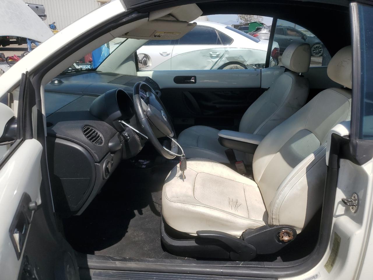 2007 Volkswagen New Beetle Triple White VIN: 3VWFF31Y67M416556 Lot: 62111245