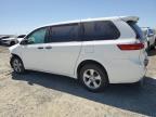 2017 Toyota Sienna  იყიდება Antelope-ში, CA - Front End