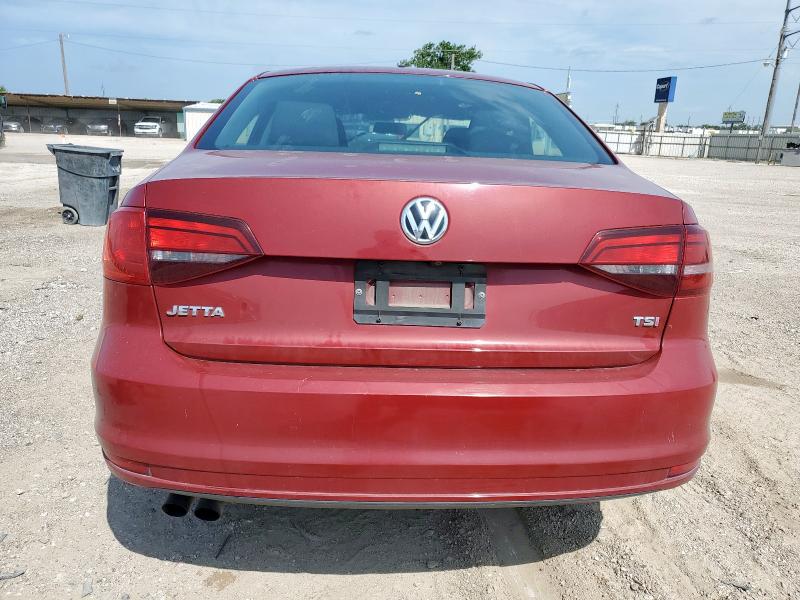  VOLKSWAGEN JETTA 2017 Красный