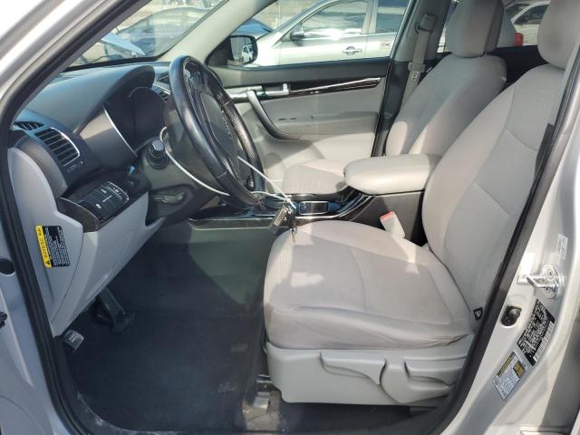  KIA SORENTO 2015 Серебристый