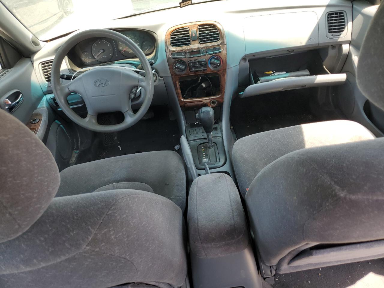 2001 Hyundai Sonata Gls VIN: KMHWF35V71A440240 Lot: 62955655