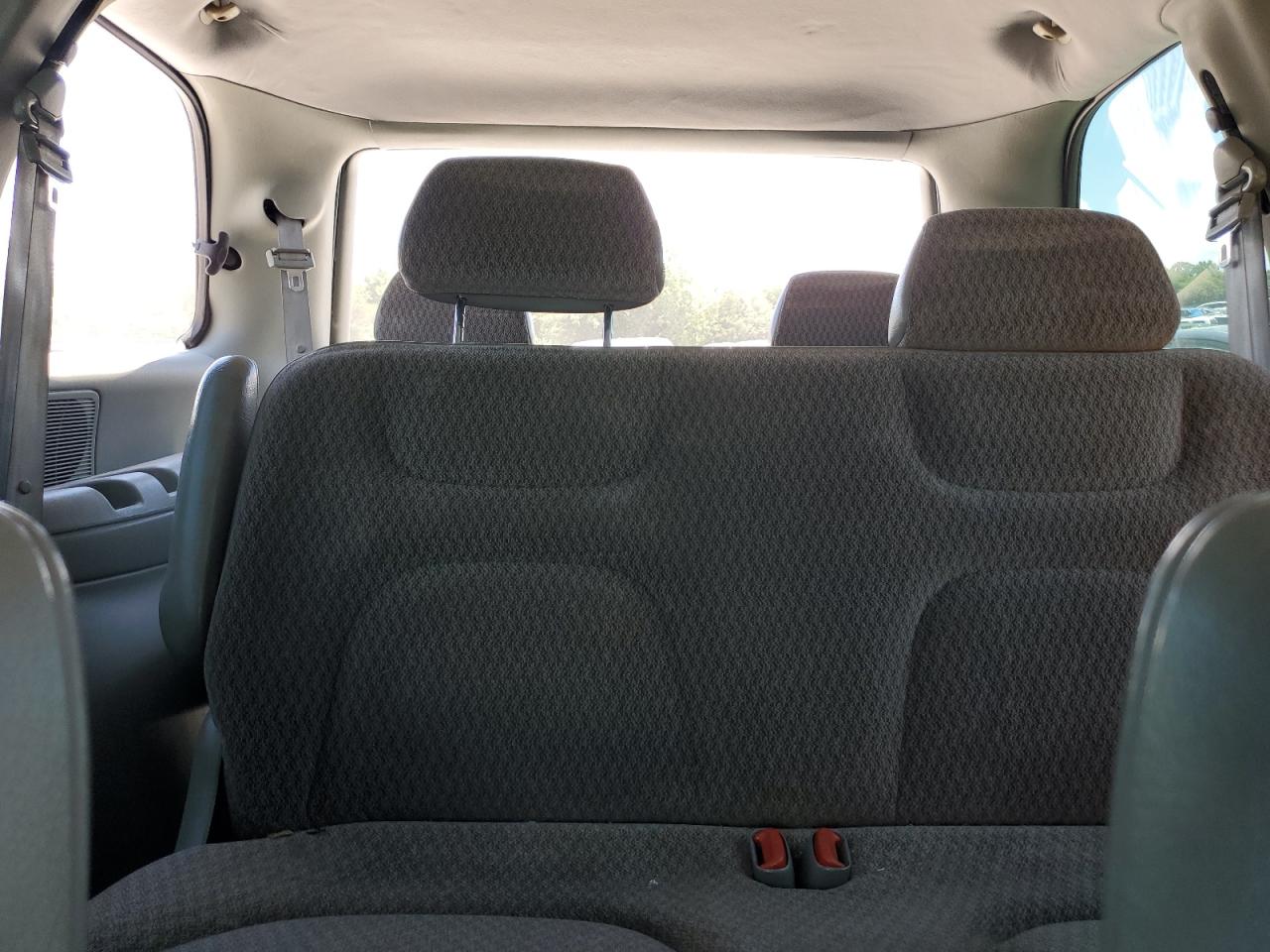 1999 Dodge Caravan VIN: 2B4FP25B0XR210798 Lot: 61211775
