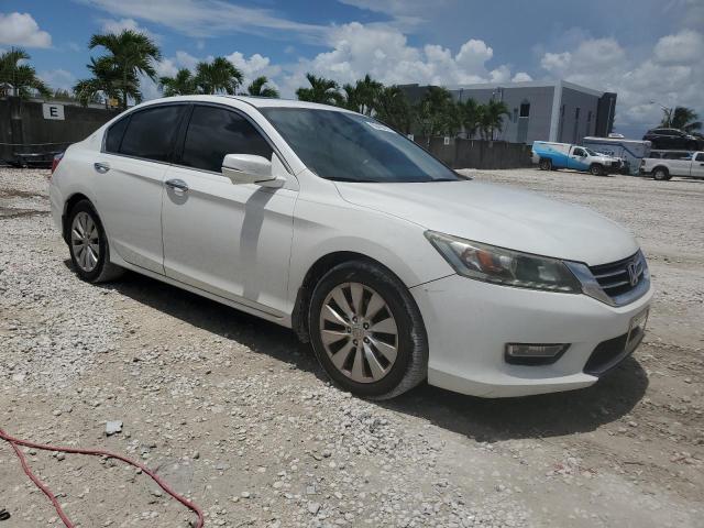 Sedans HONDA ACCORD 2013 Biały