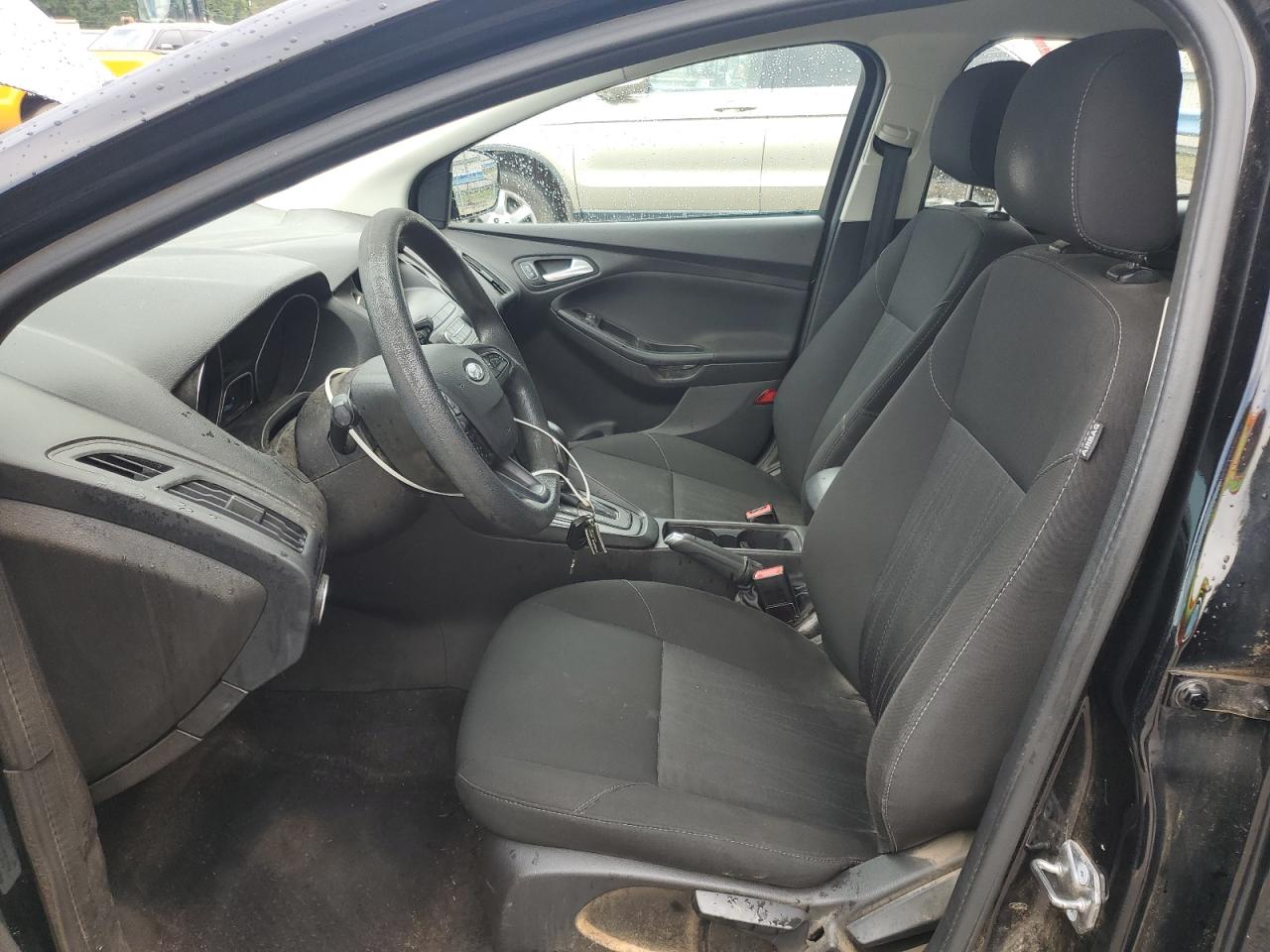 2018 Ford Focus Se VIN: 1FADP3K29JL207344 Lot: 61132125