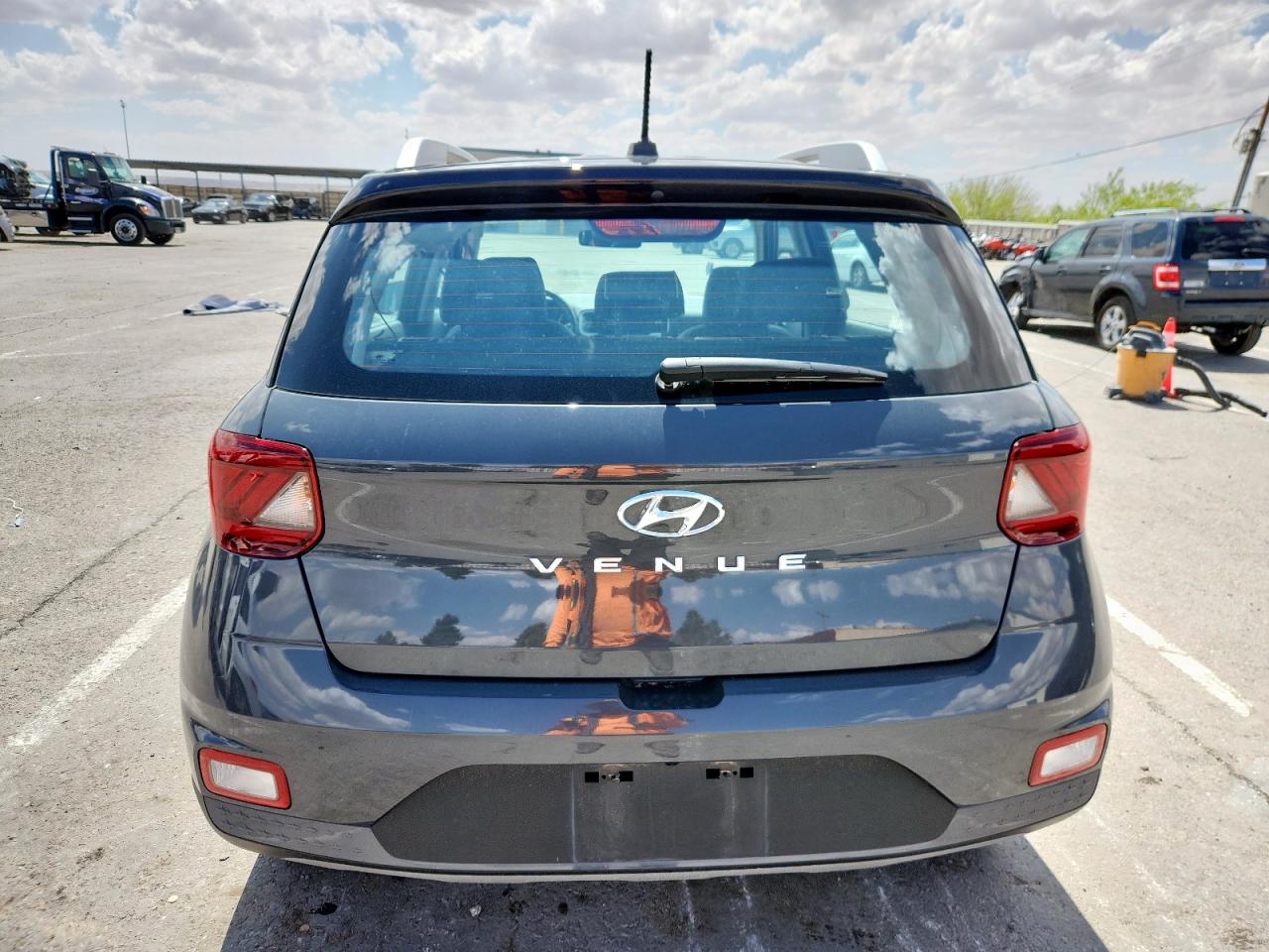 2024 Hyundai Venue Sel VIN: KMHRC8A31RU325506 Lot: 59162665