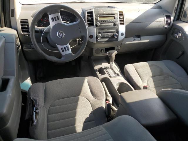 Pickups NISSAN FRONTIER 2015 Biały