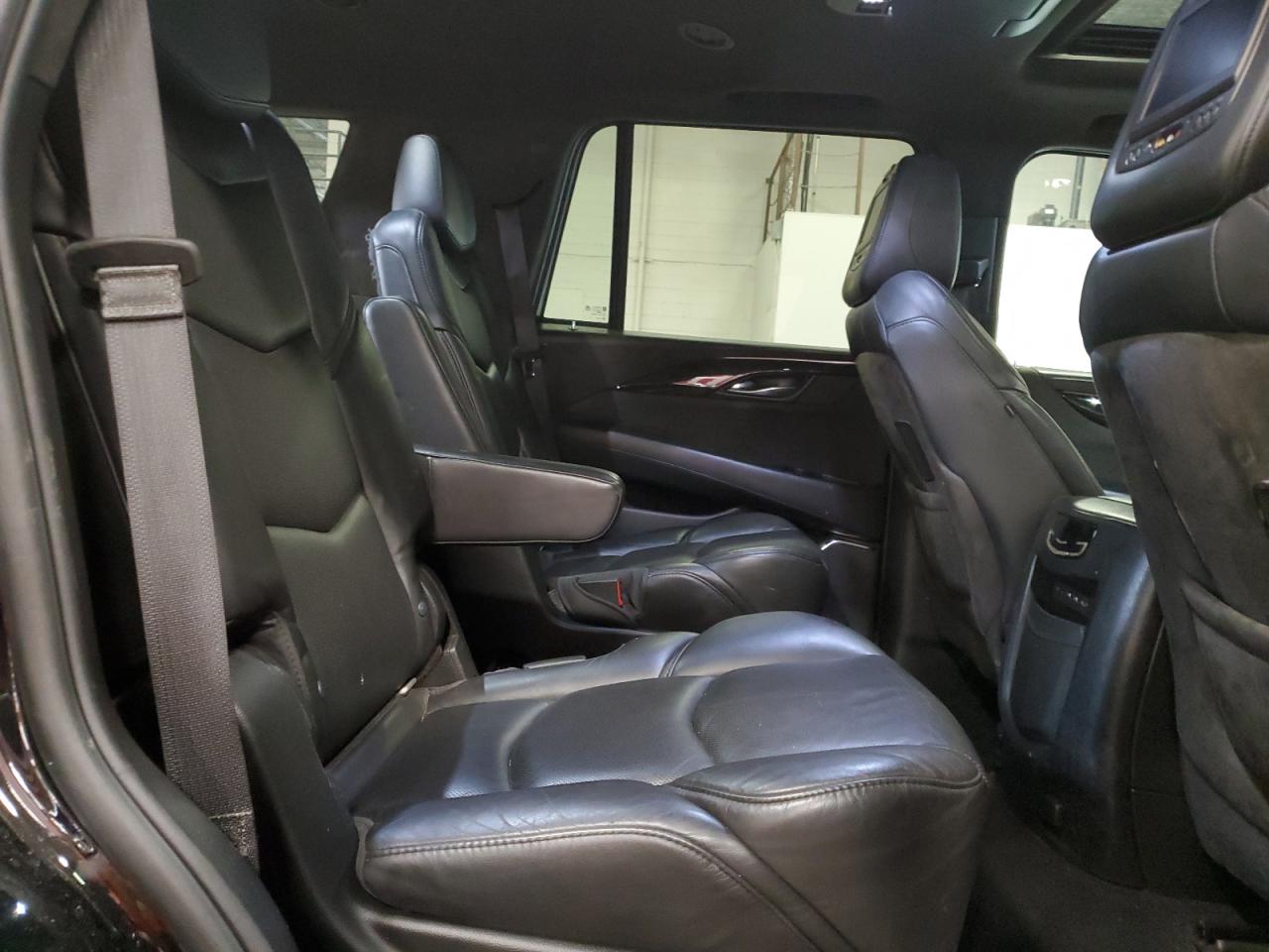 2018 Cadillac Escalade Platinum VIN: 1GYS4DKJ3JR126872 Lot: 58346145