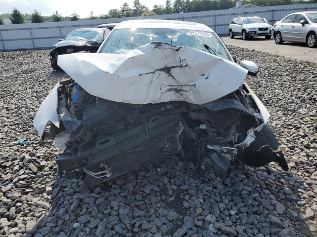 Седани VOLKSWAGEN JETTA 2012 Білий