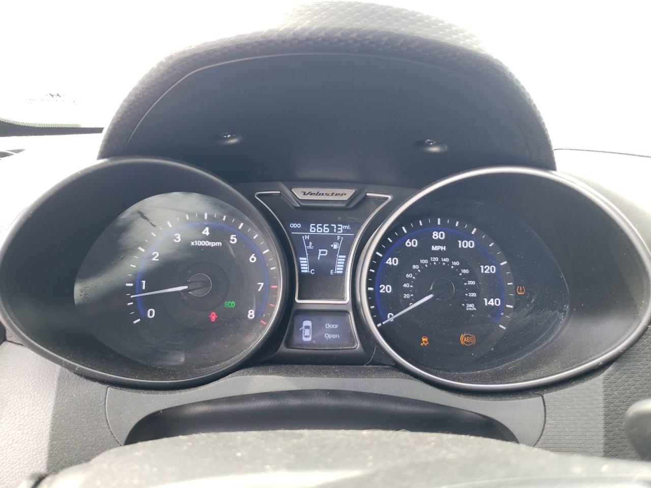2015 Hyundai Veloster Turbo VIN: KMHTC6AE2FU216284 Lot: 62455775