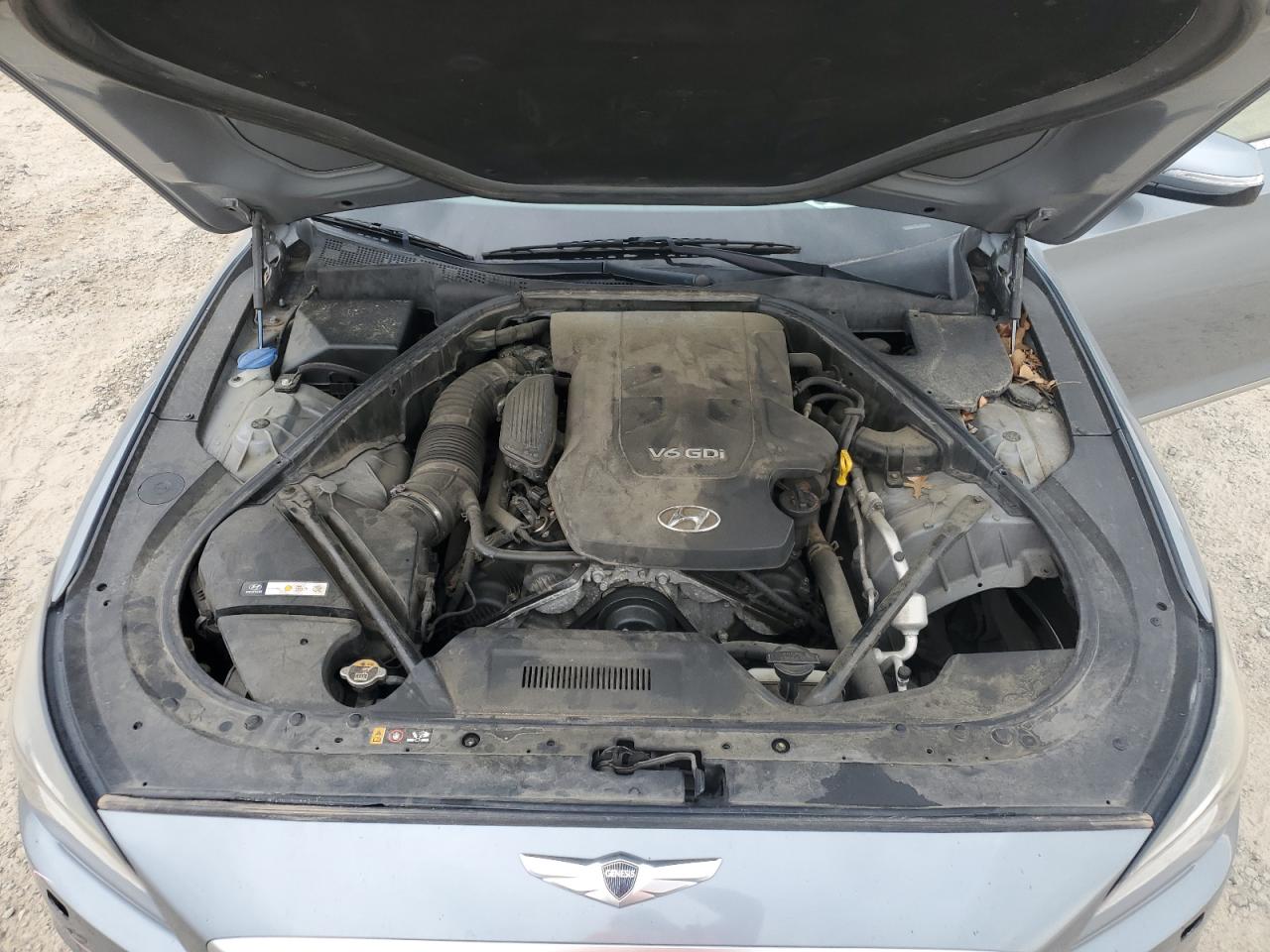 2015 Hyundai Genesis 3.8L VIN: KMHGN4JE6FU070357 Lot: 59598205