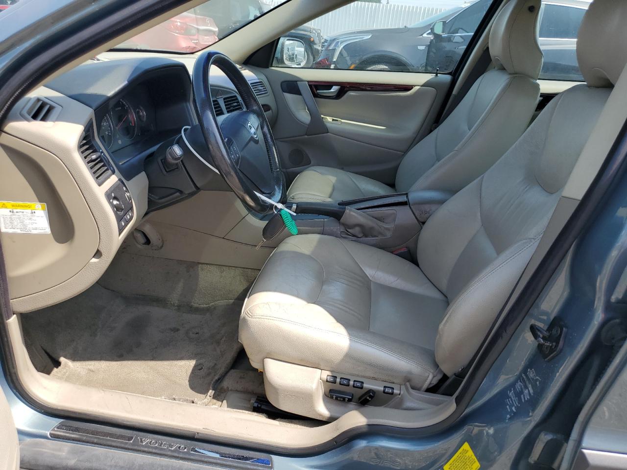 2004 Volvo S60 2.5T VIN: YV1RH59H642394632 Lot: 62356005