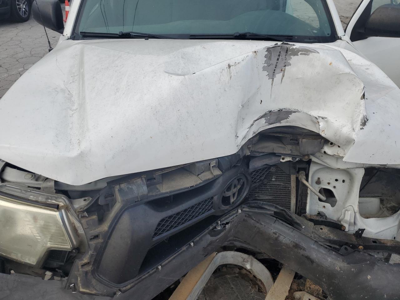 TOYOTA All Models 2014 VIN 5TFNX4CN0EX040416 фото 11