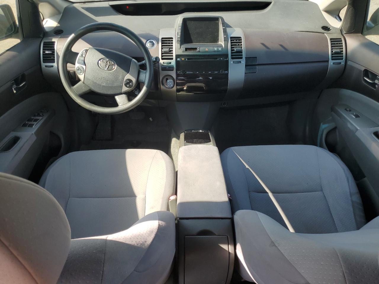 2004 Toyota Prius VIN: JTDKB20U940008024 Lot: 61642505