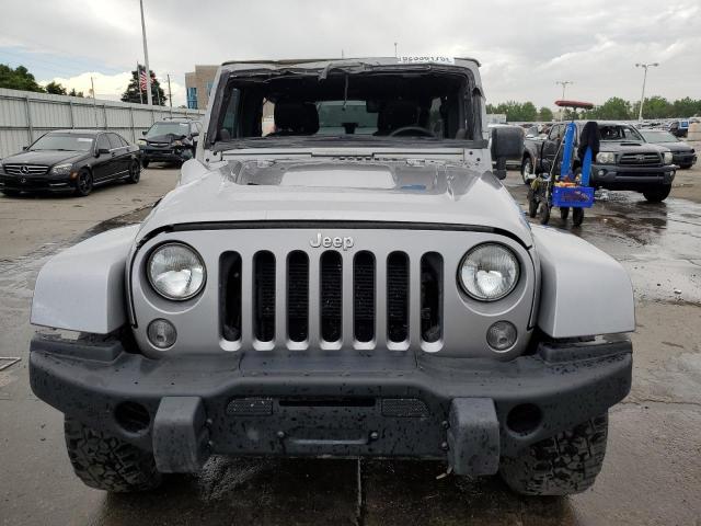  JEEP WRANGLER 2013 Srebrny