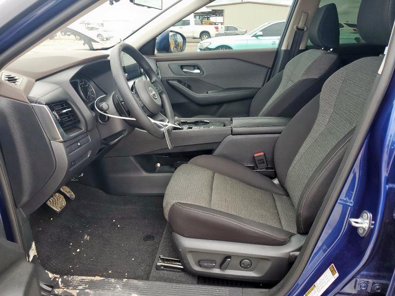  NISSAN ROGUE 2023 Granatowy