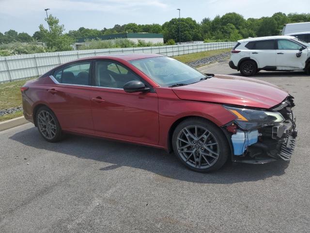  NISSAN ALTIMA 2023 Czerwony