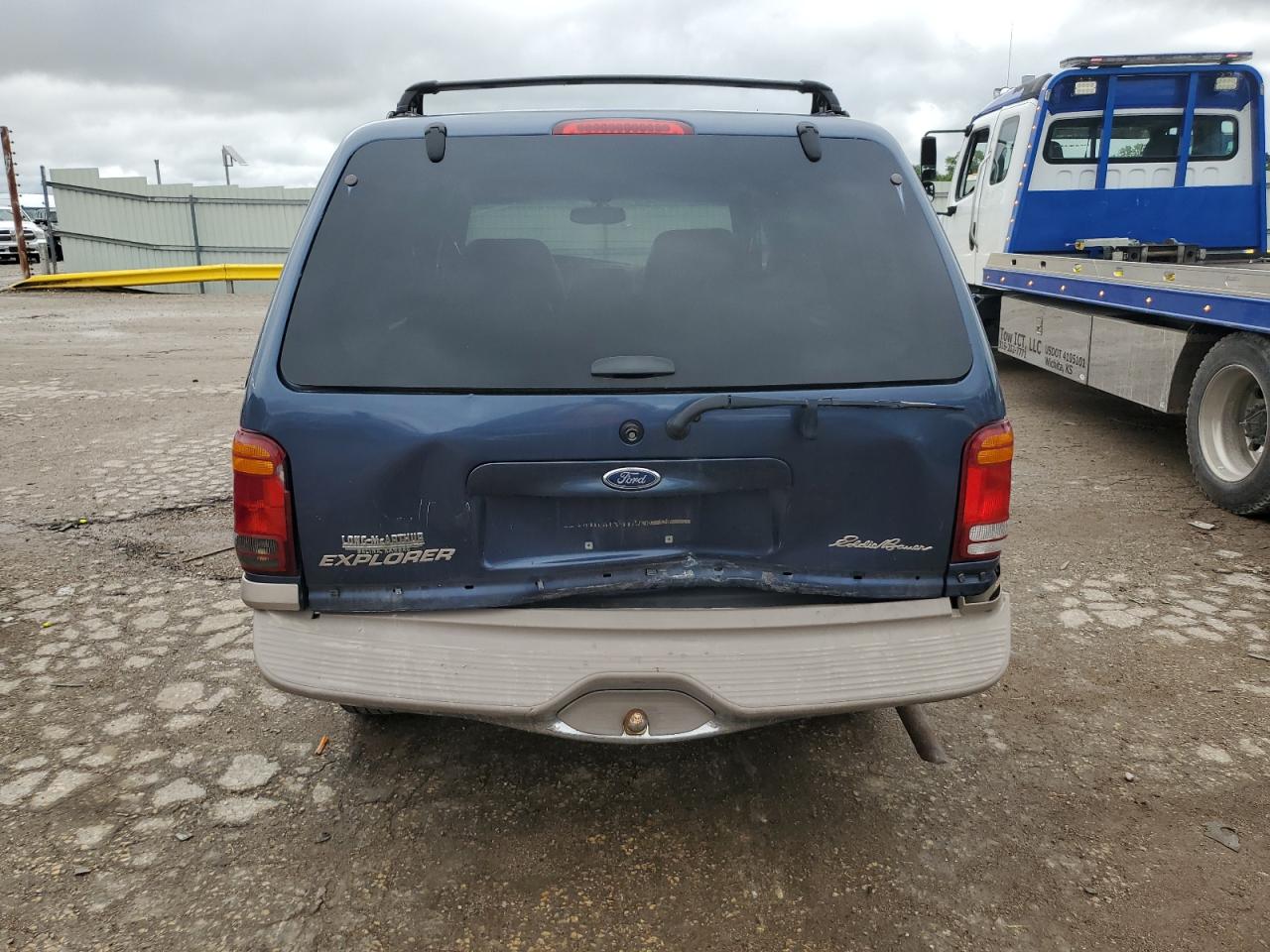 2000 Ford Explorer Eddie Bauer VIN: 1FMZU74E5YZA26011 Lot: 59954945