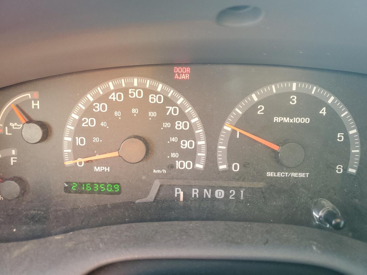 2002 Ford F150 VIN: 1FTRX18L82NA54692 Lot: 62559605