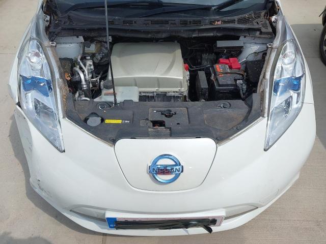 2016 NISSAN LEAF TEKNA