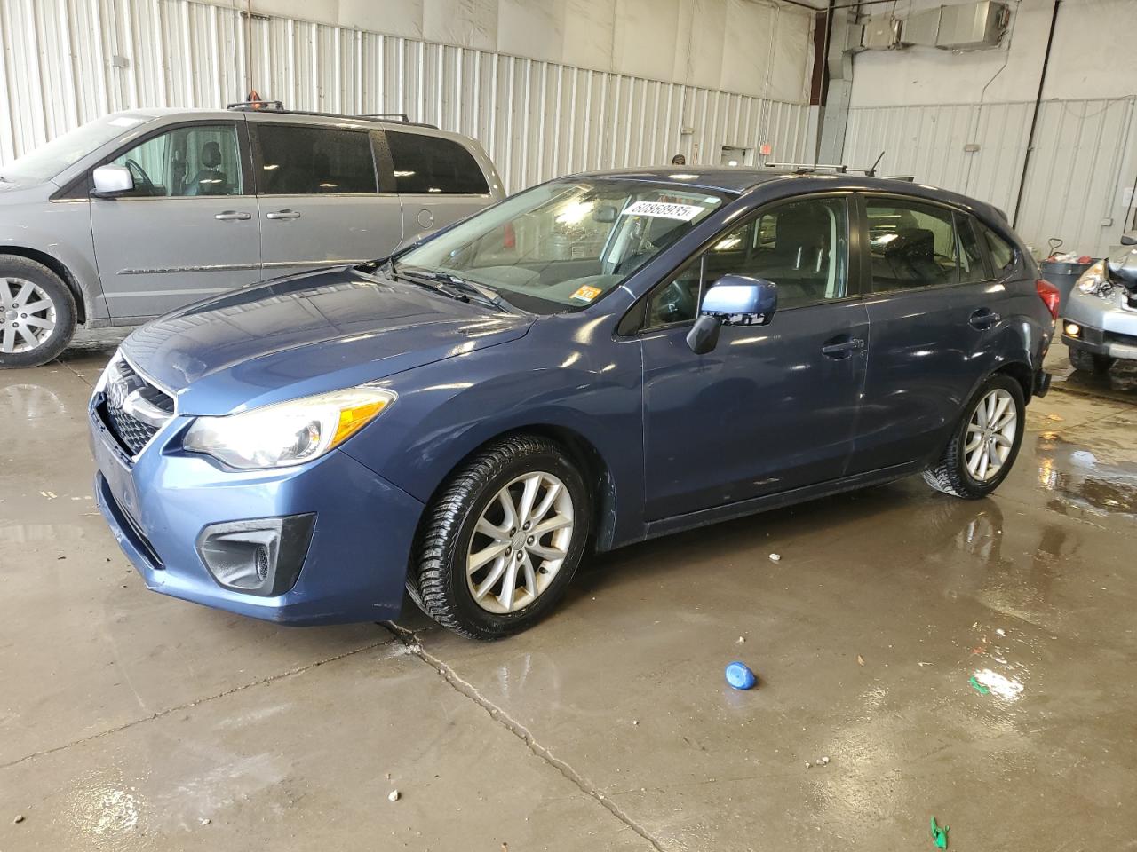 2013 Subaru Impreza Premium de vânzare în Franklin, WI - Rear End