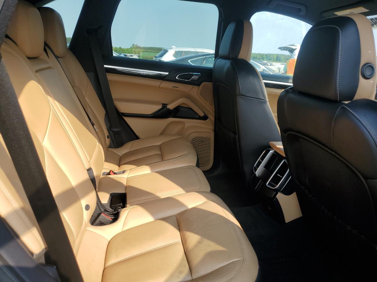 2018 Porsche Cayenne VIN: WP1AA2A2XJKA05952 Lot: 58638945