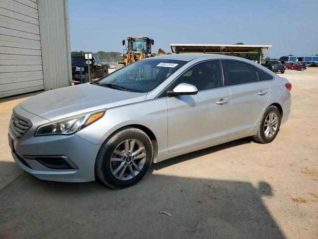 Sedans HYUNDAI SONATA 2017 Srebrny